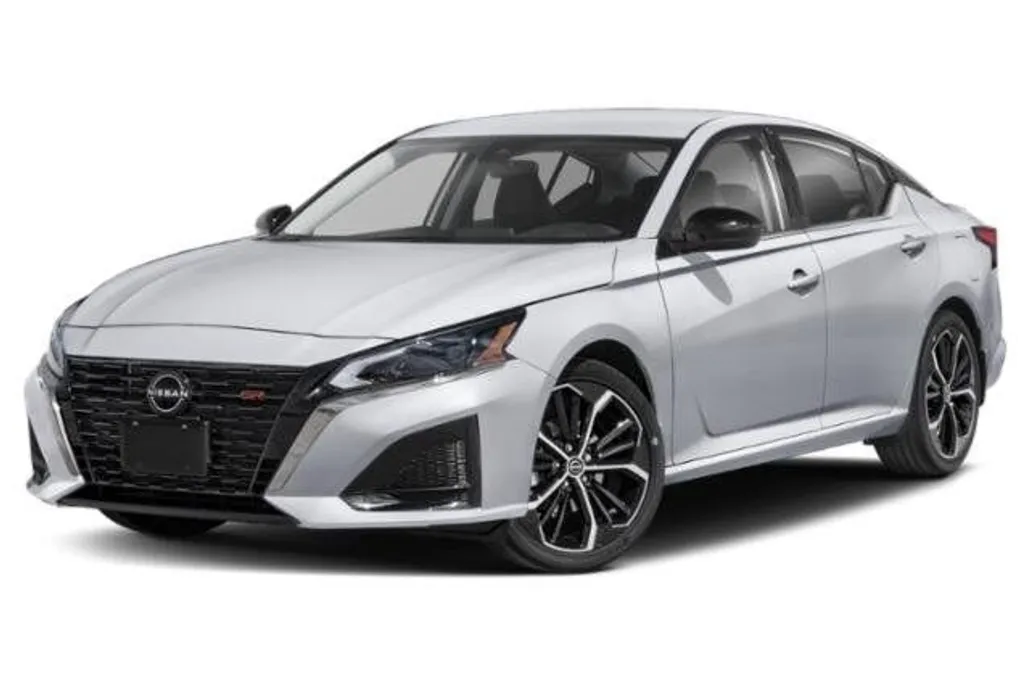 2025 Nissan Altima 2.5 SR photo 1
