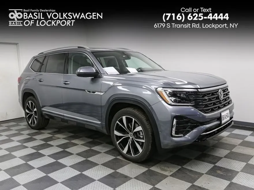 2025 Volkswagen Atlas SEL Premium R-Line photo 1