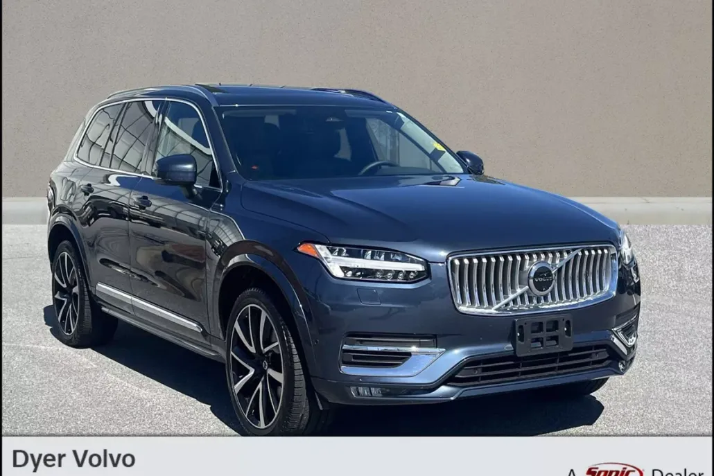 2024 Volvo XC90 Plus photo 1