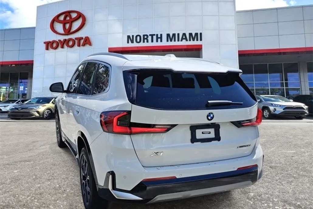 2023 Bmw X1 XDrive28i photo 1