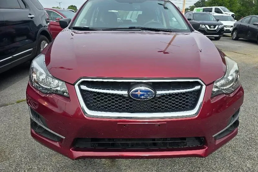 2015 Subaru Impreza 2.0i photo 1