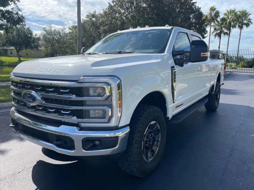 2024 Ford F-250 photo 1