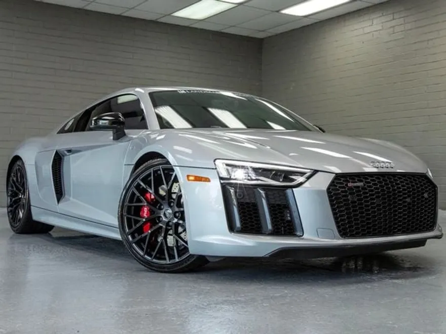 2018 Audi R8 Coupe V10 RWD photo 1