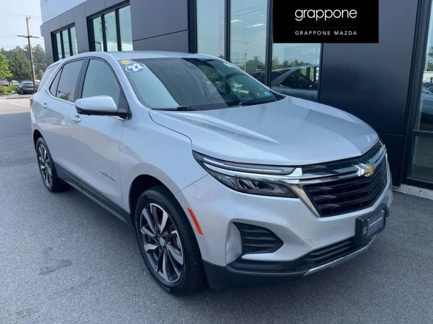 2022 Chevrolet Equinox LT photo 1