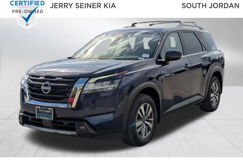 2023 Nissan Pathfinder SL photo 1