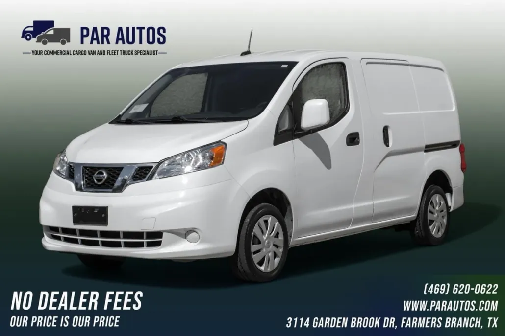 2020 Nissan NV200 SV photo 1