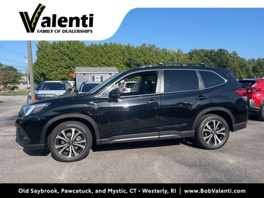 2022 Subaru Forester Limited photo 1