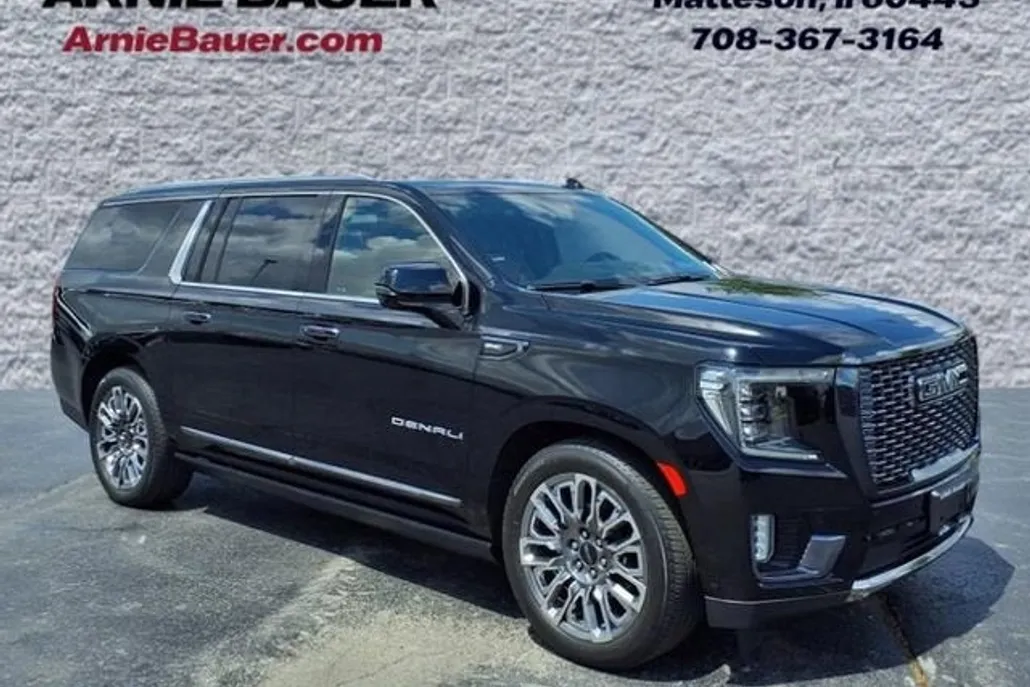 2023 Gmc Yukon XL Denali Ultimate photo 1