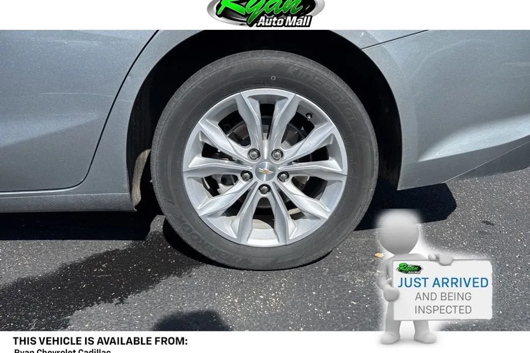 2024 Chevrolet Malibu 1LT photo 1
