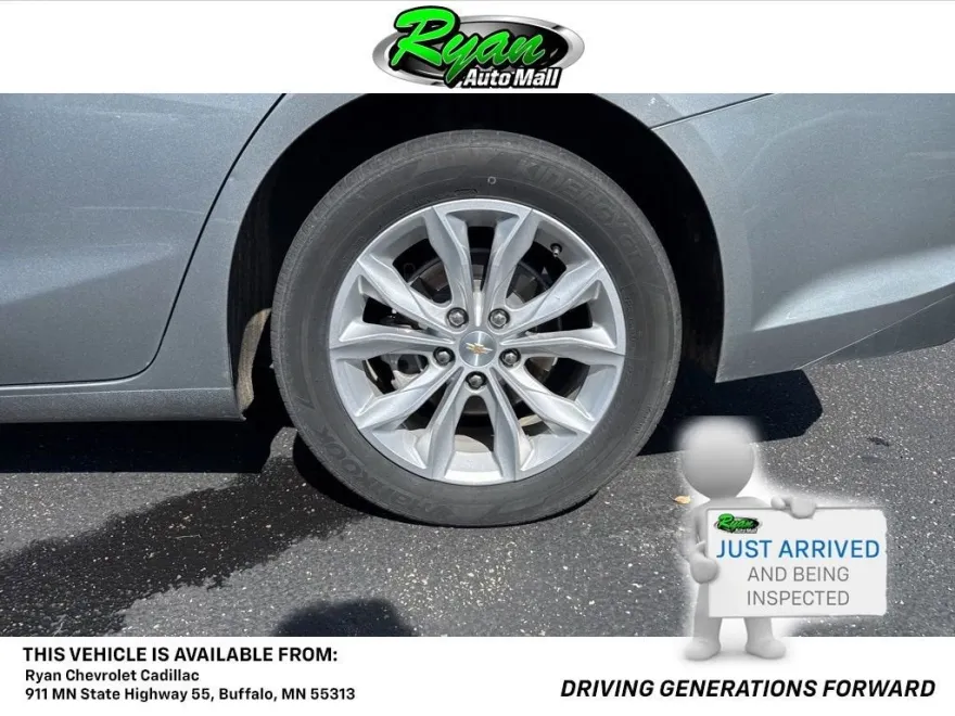 2024 Chevrolet Malibu 1LT photo 1