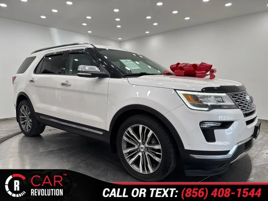 2018 Ford Explorer Platinum photo 1