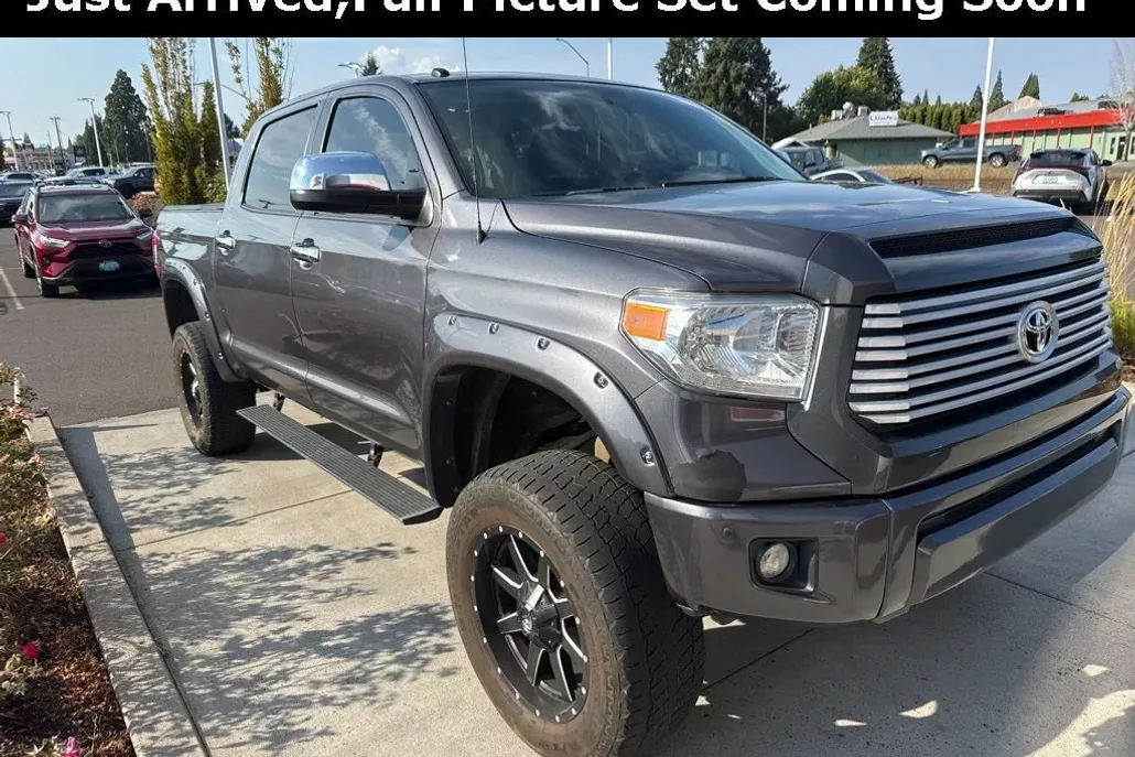 2015 Toyota Tundra Platinum Grade photo 1