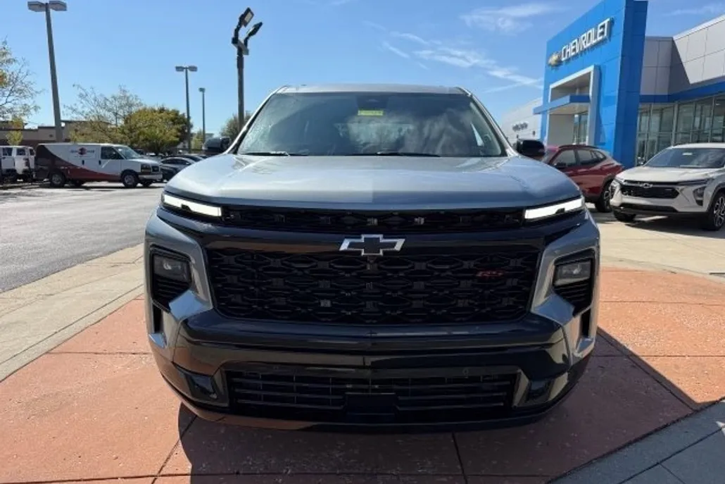 2026 Chevrolet Traverse RS photo 1