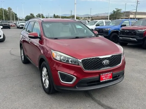 2017 Kia Sorento LX photo 4