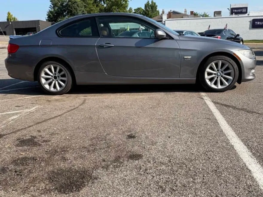 2011 Bmw 335i xDrive photo 1