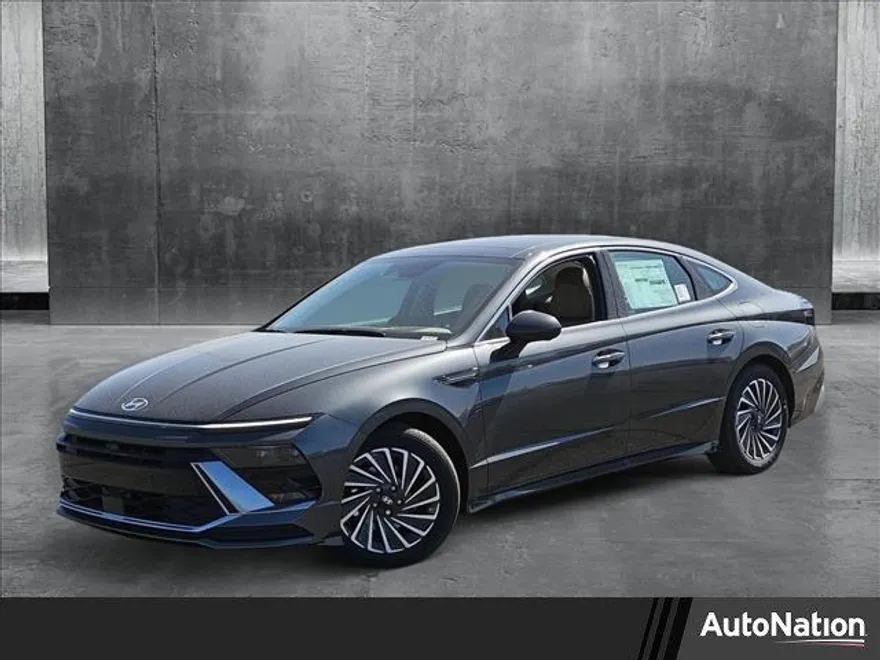 2025 Hyundai Sonata Hybrid Limited photo 1