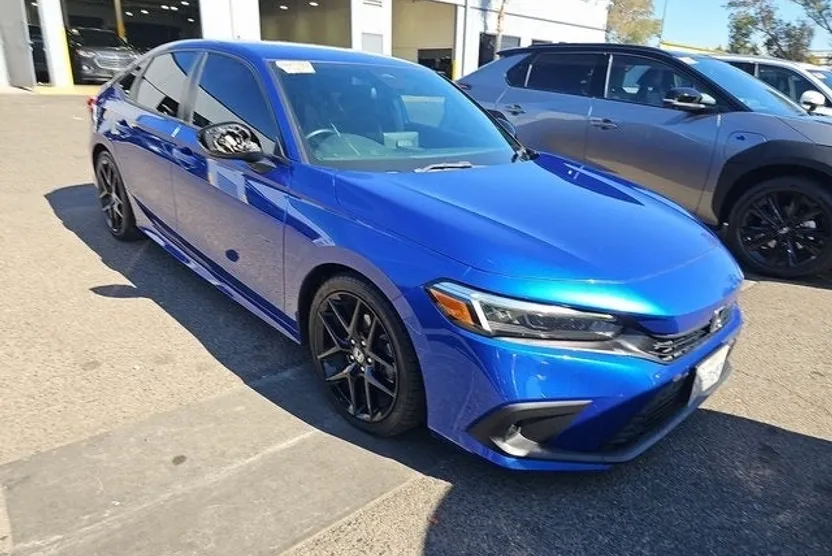2022 Honda Civic Sport photo 1