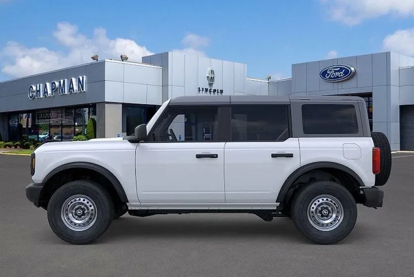 2025 Ford Bronco Base photo 1