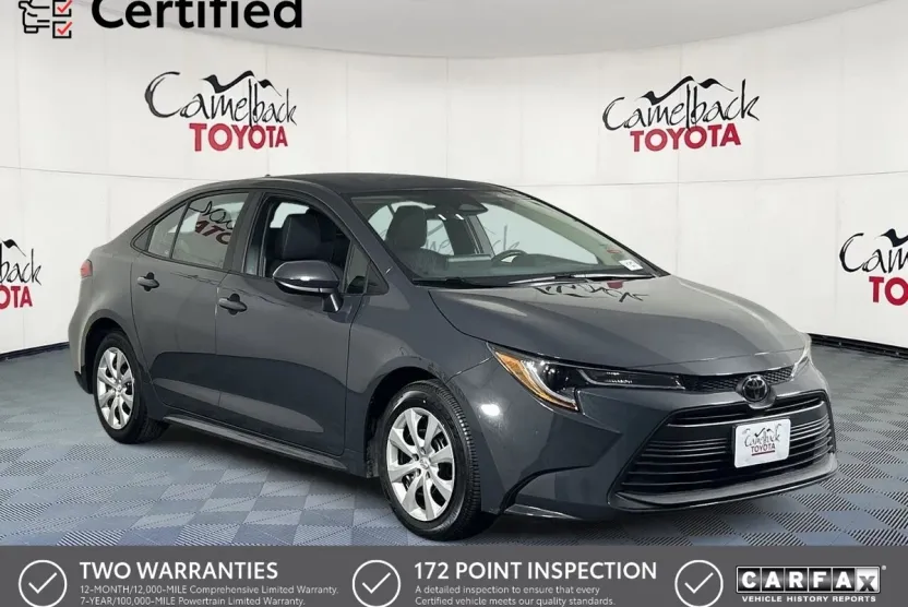 2024 Toyota Corolla LE photo 1