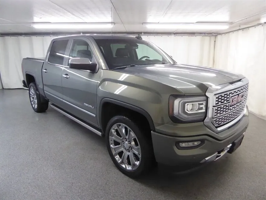 2017 Gmc Sierra Denali photo 1
