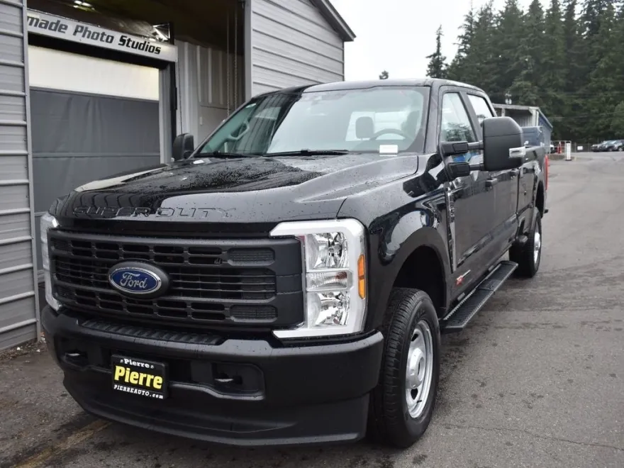 2026 Ford F-350 photo 1