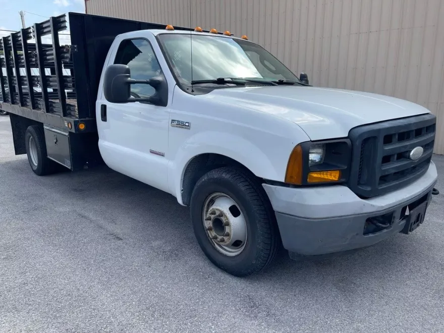 2006 Ford F-350 photo 1