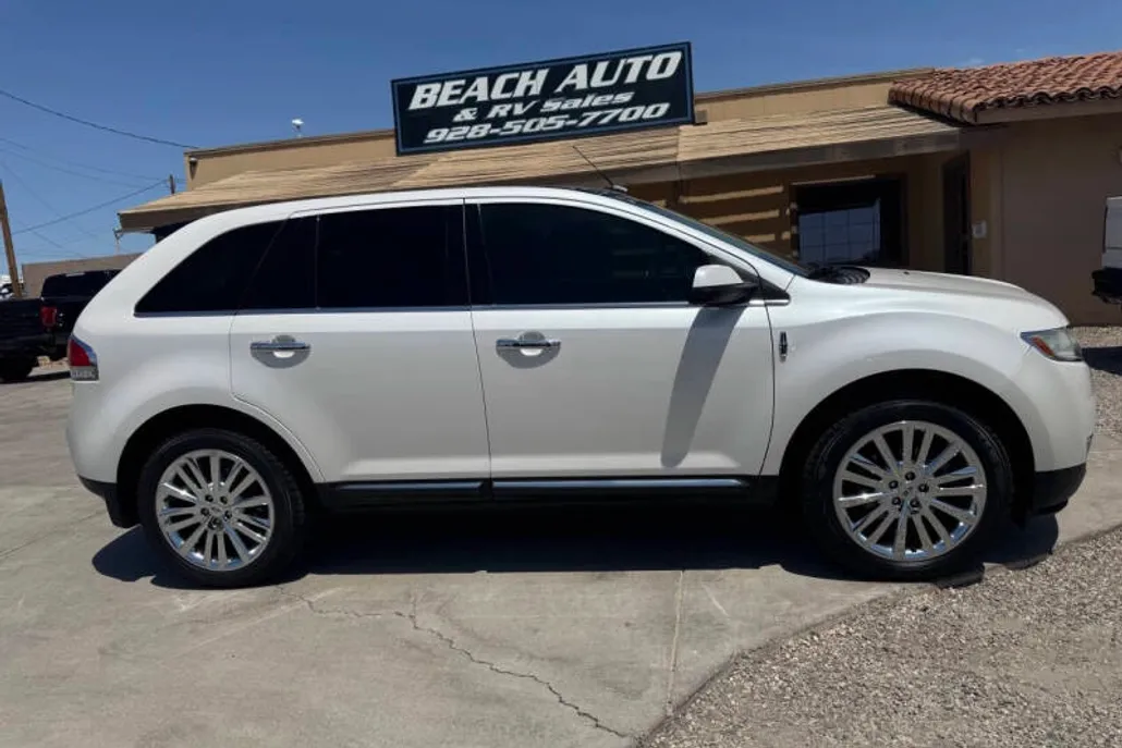2011 Lincoln MKX photo 1