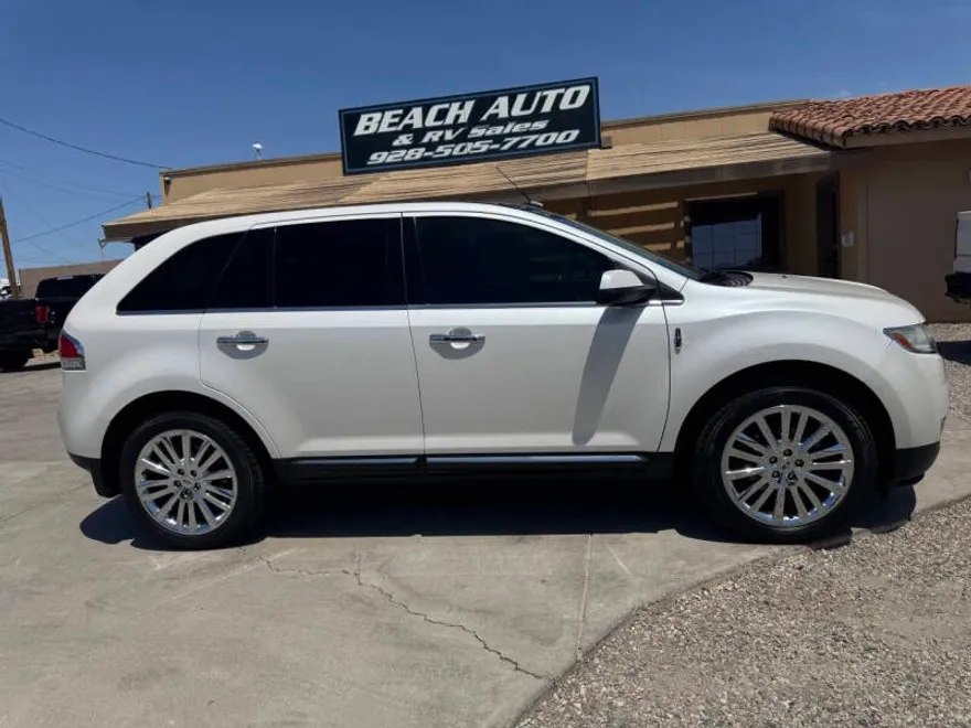 2011 Lincoln MKX photo 1