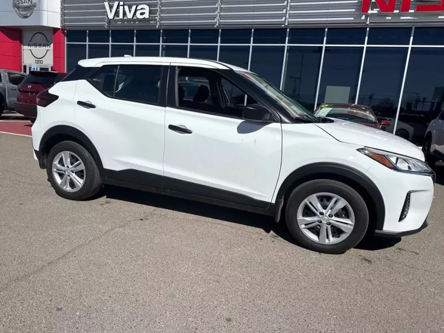 2024 Nissan Kicks S photo 1