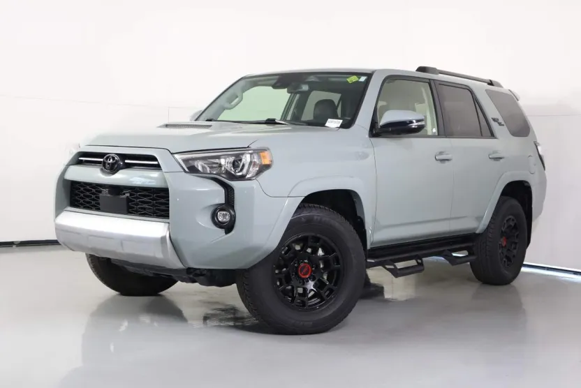 2022 Toyota 4Runner TRD Off-Road Premium photo 1
