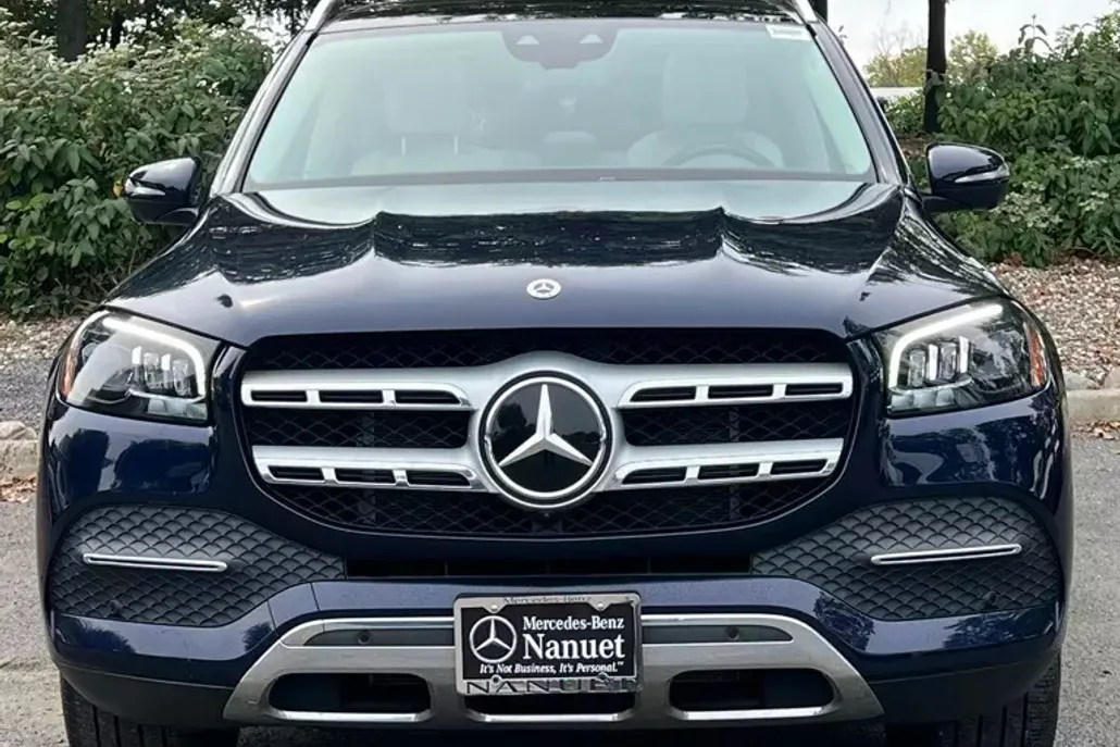 2022 Mercedes Benz GLS 450 4MATIC photo 1