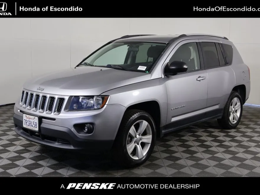 2015 Jeep Compass Sport photo 1