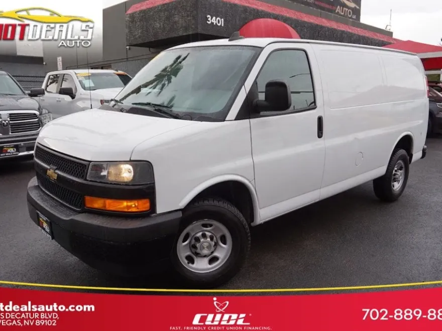 2022 Chevrolet Express Cargo Van 2500 photo 1