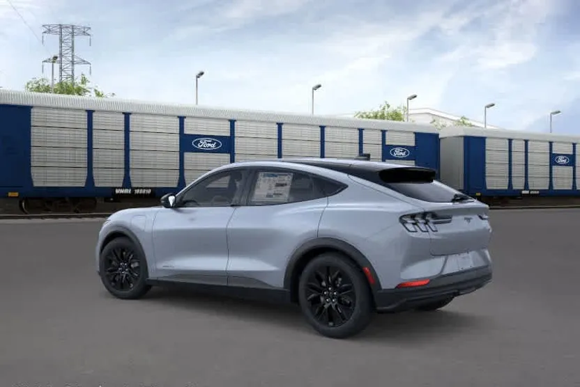 2025 Ford Mustang Mach-E Select photo 1