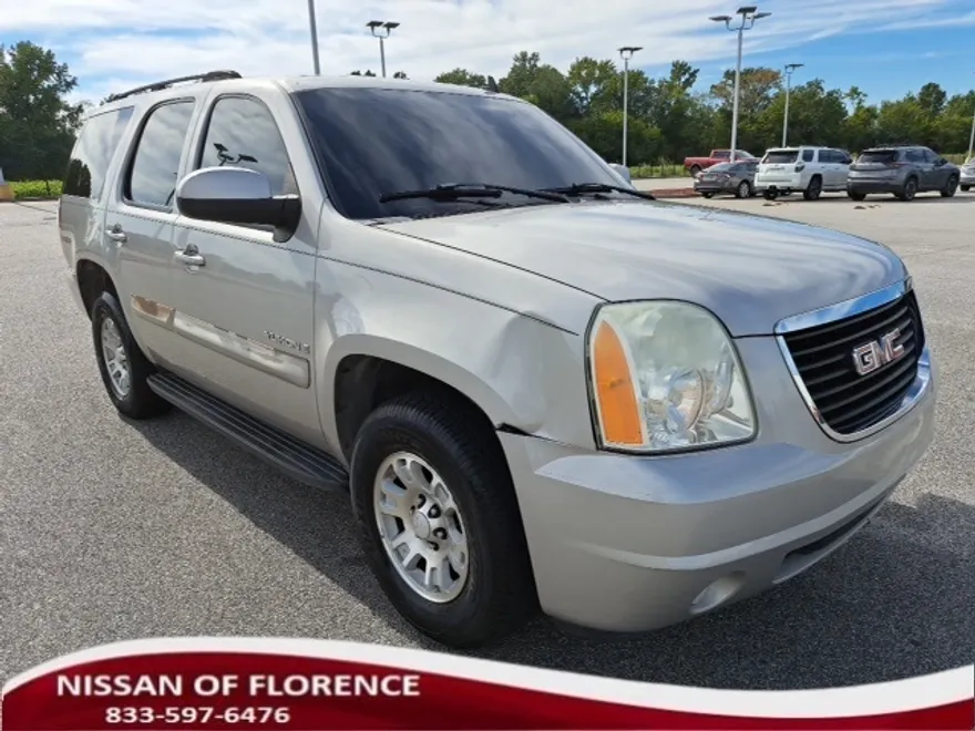2007 Gmc Yukon SLE photo 1