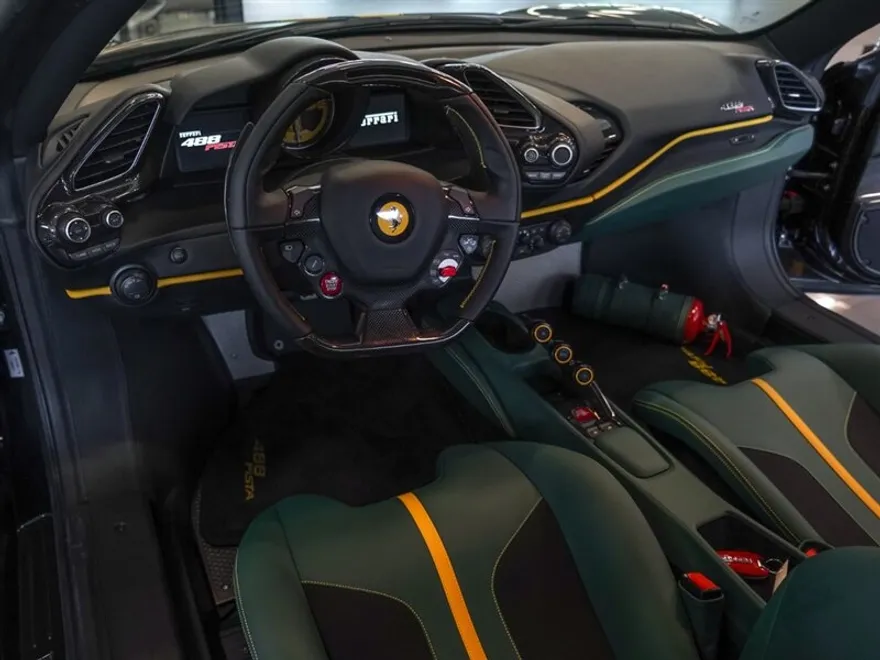 2020 Ferrari 488 Pista photo 1