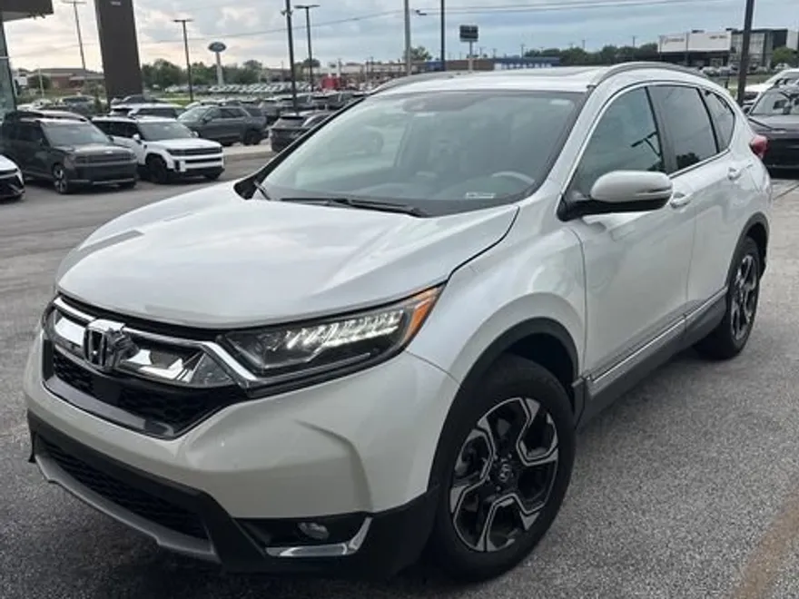 2018 Honda CR-V Touring photo 1