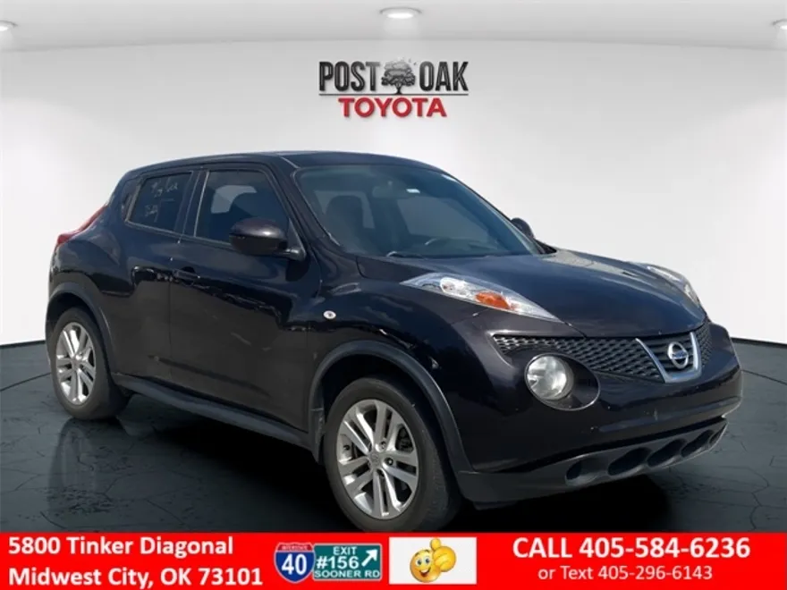 2014 Nissan Juke SV photo 1