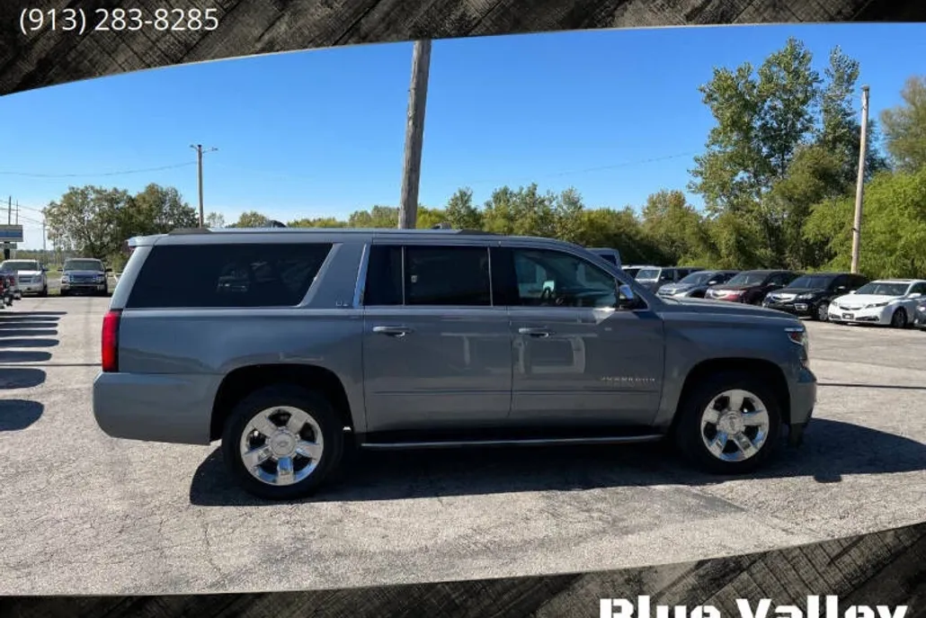 2015 Chevrolet Suburban LTZ photo 1