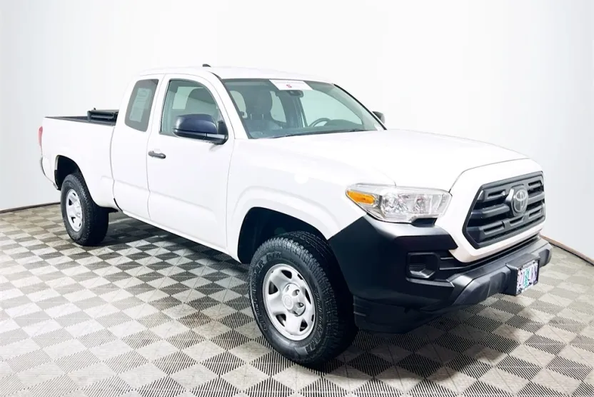 2019 Toyota Tacoma SR photo 1
