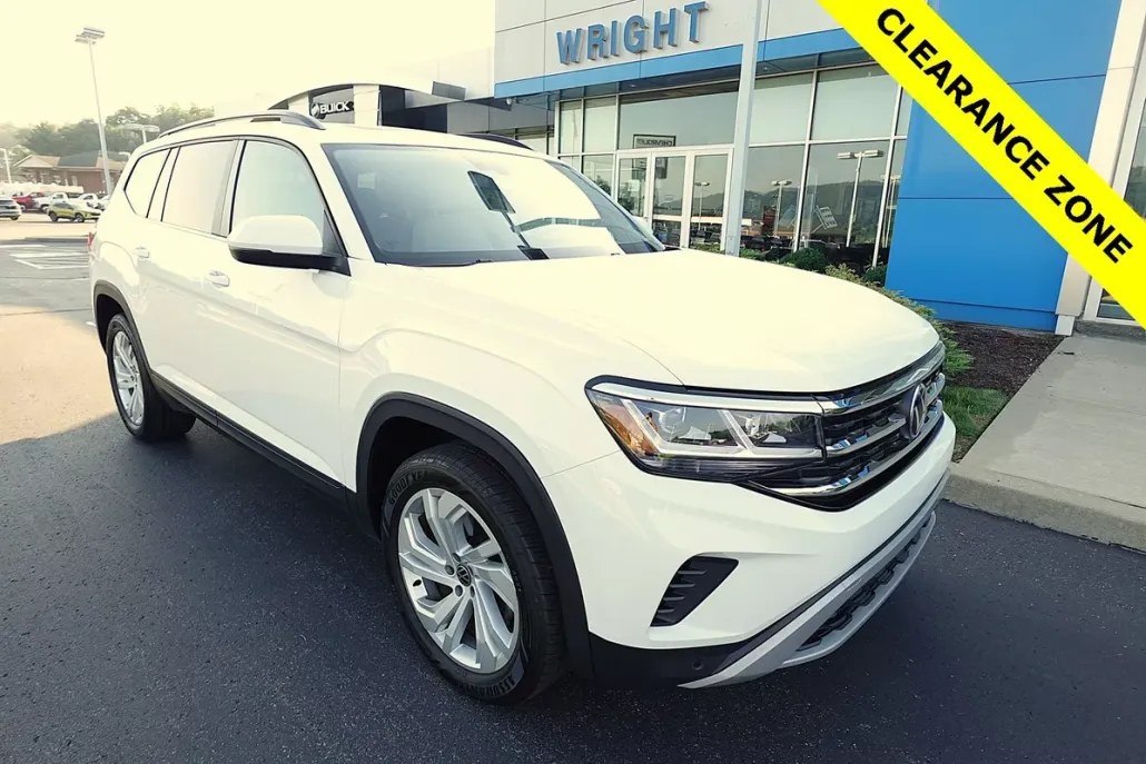 2022 Volkswagen Atlas SE Technology photo 1