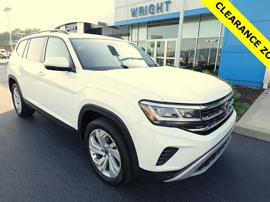 2022 Volkswagen Atlas SE Technology photo 1