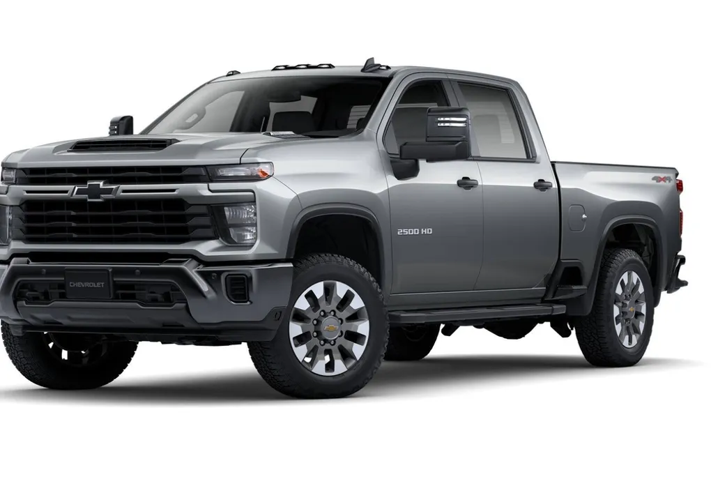2025 Chevrolet Silverado 2500HD Custom photo 1