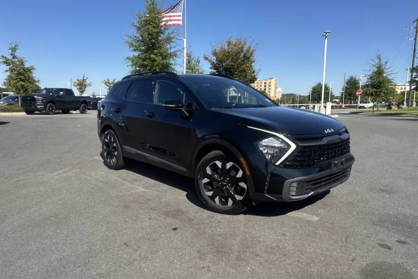 2023 Kia Sportage X-Line photo 1