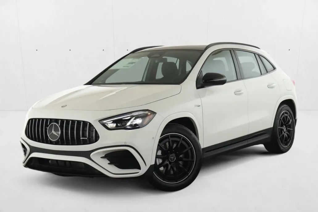 2025 Mercedes Benz GLA AMG 35 4MATIC photo 1