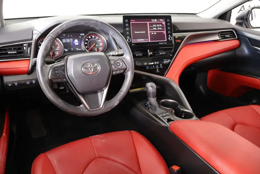 2021 Toyota Camry XSE photo 1