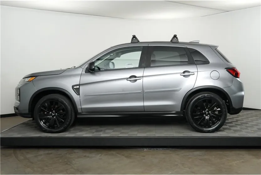 2021 Mitsubishi Outlander Sport S photo 1