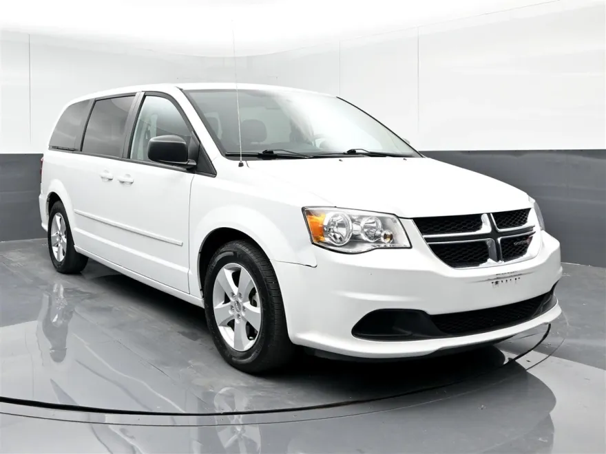 2016 Dodge Grand Caravan SE photo 1