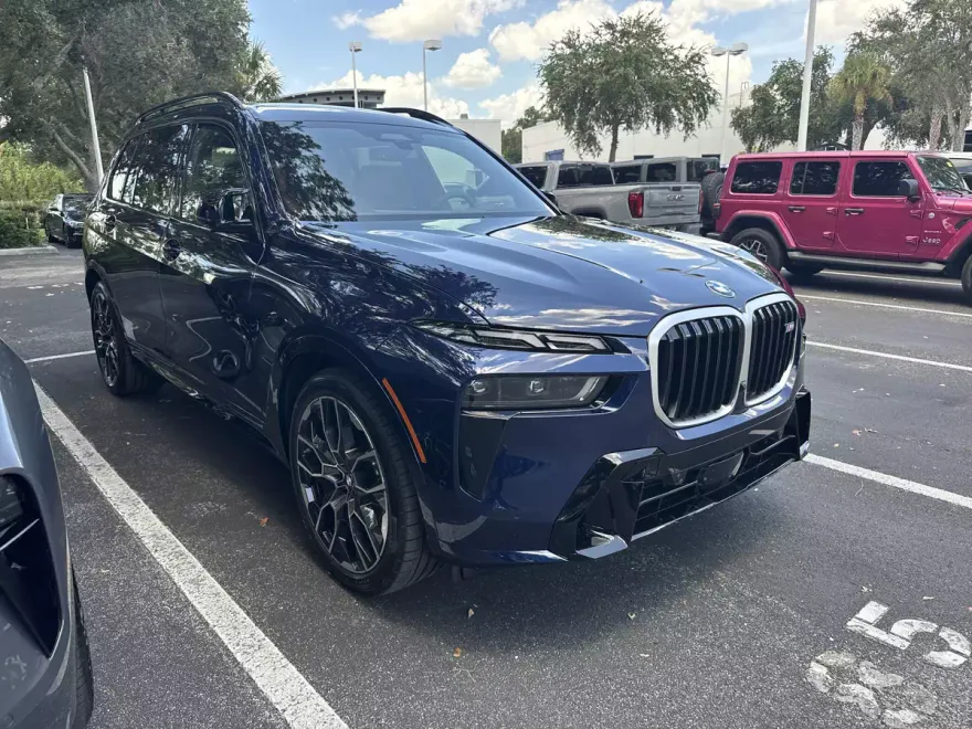 2026 Bmw X7 M60i photo 1