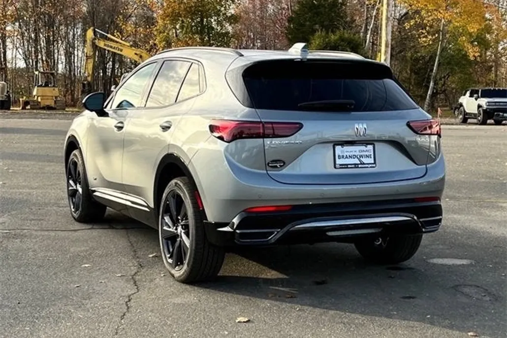 2025 Buick Envision Sport Touring photo 1
